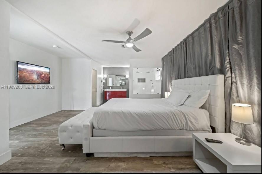 Recientemente alquilado: $7,990 (4 camas, 2 baños, 2070 Pies cuadrados)