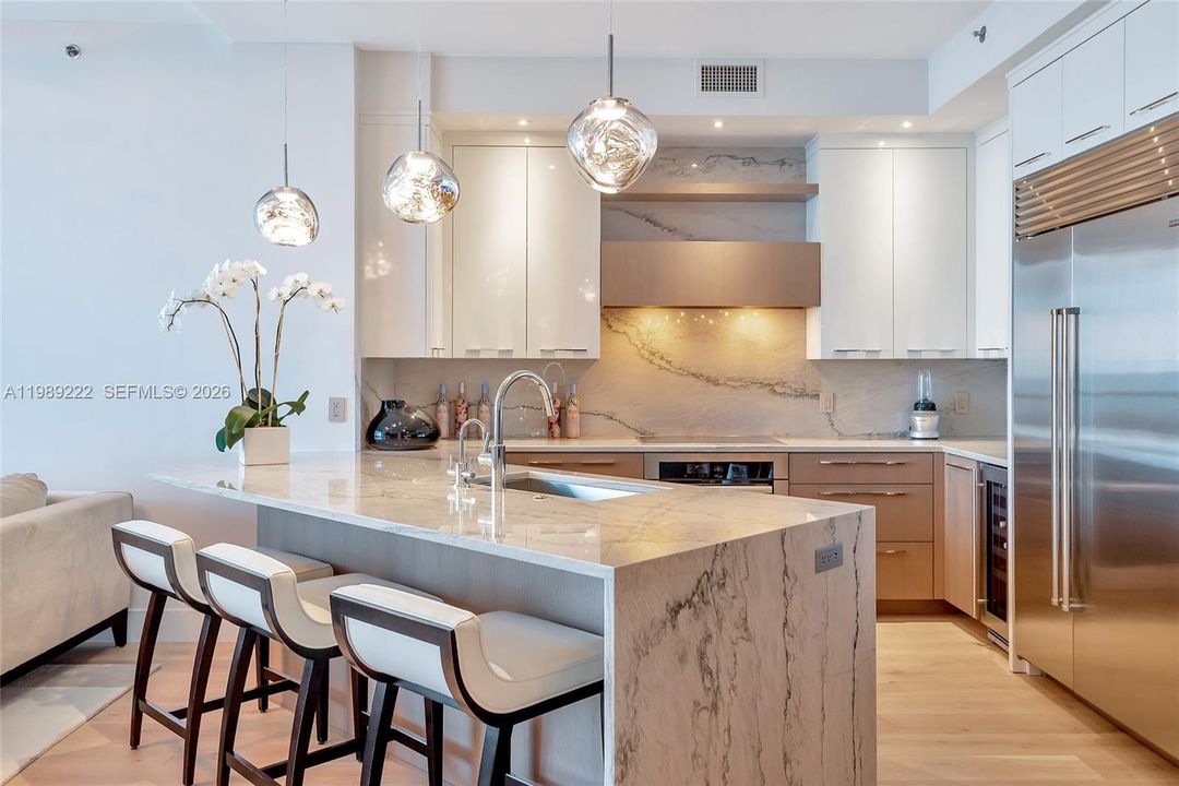 For Rent: $22,000 (2 beds, 2 baths, 1757 Square Feet)