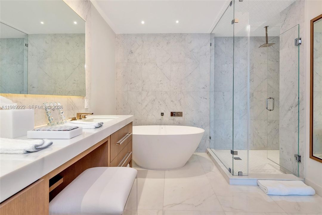 For Rent: $22,000 (2 beds, 2 baths, 1757 Square Feet)