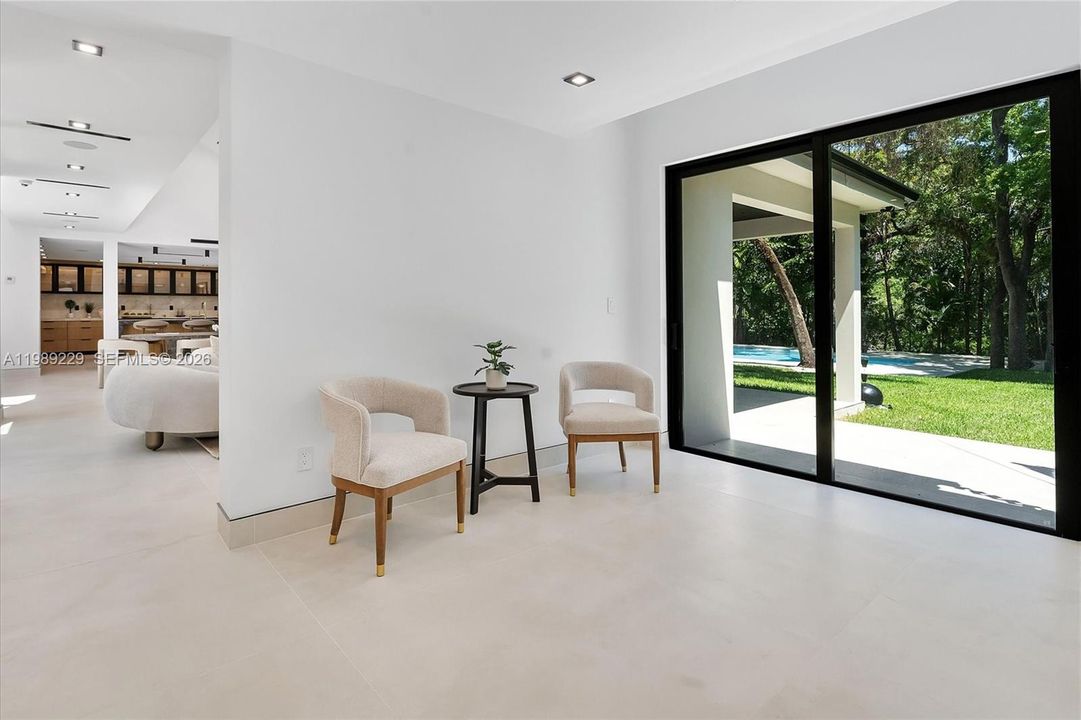 En Venta: $4,950,000 (5 camas, 6 baños, 5357 Pies cuadrados)