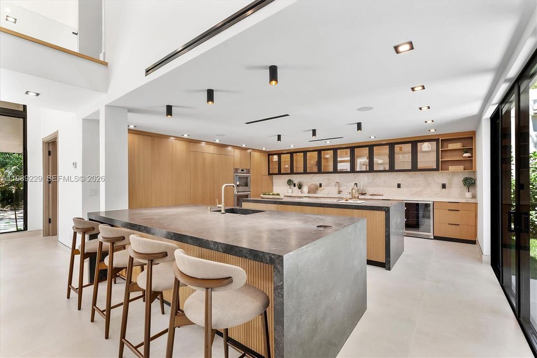 En Venta: $4,950,000 (5 camas, 6 baños, 5357 Pies cuadrados)
