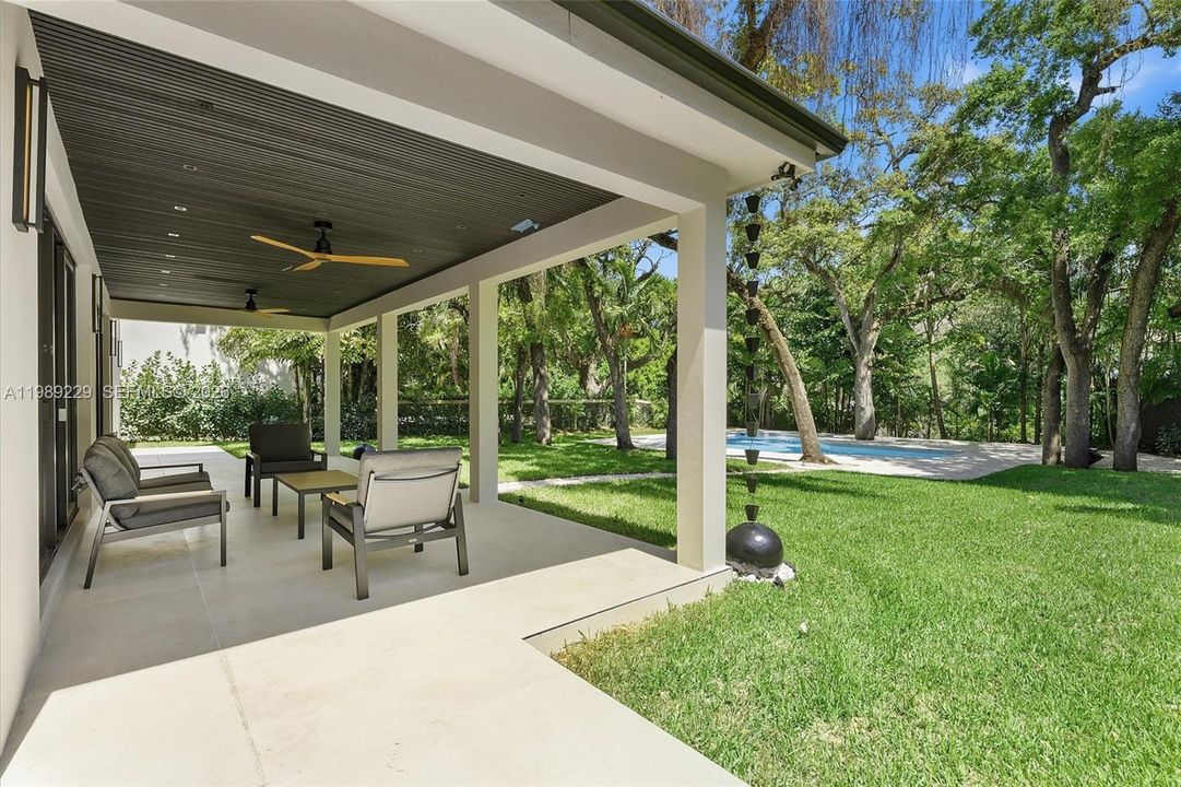 En Venta: $4,950,000 (5 camas, 6 baños, 5357 Pies cuadrados)