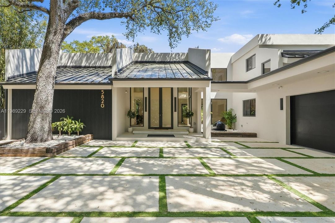 En Venta: $4,950,000 (5 camas, 6 baños, 5357 Pies cuadrados)