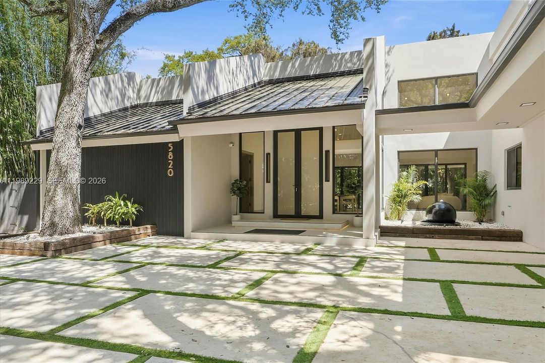 En Venta: $4,950,000 (5 camas, 6 baños, 5357 Pies cuadrados)
