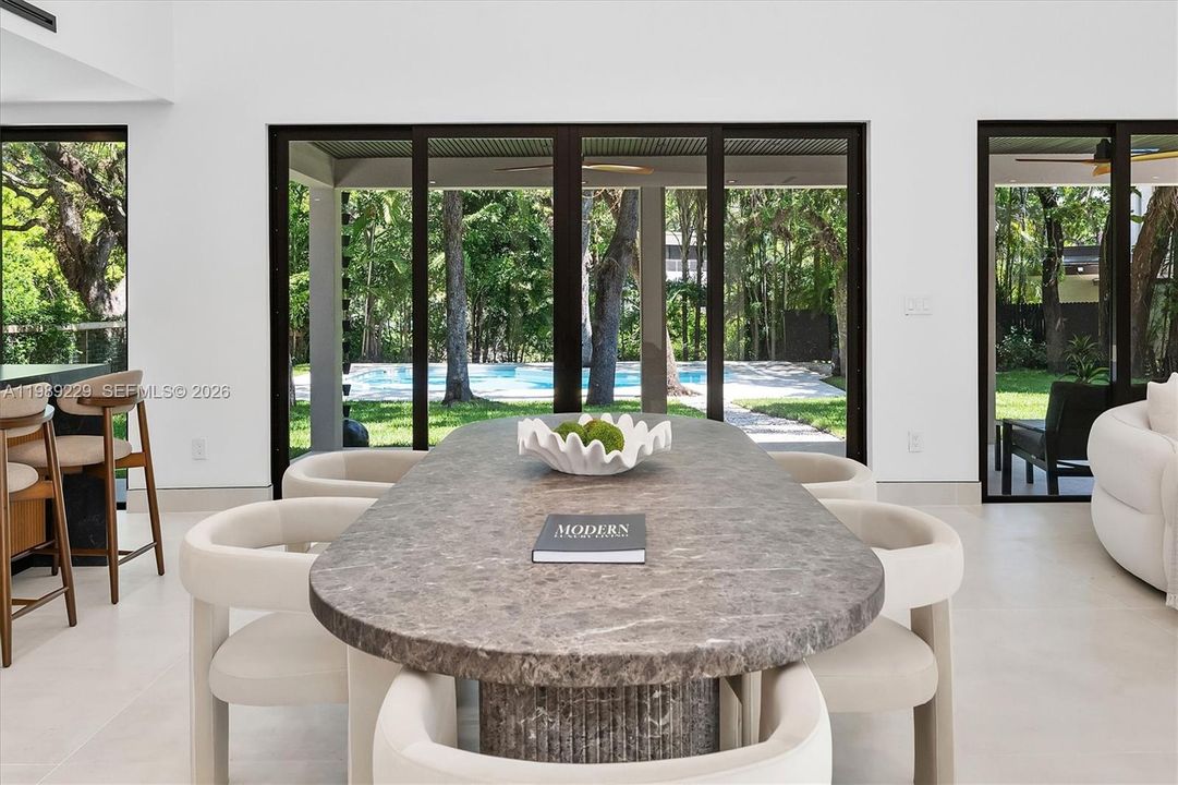 En Venta: $4,950,000 (5 camas, 6 baños, 5357 Pies cuadrados)