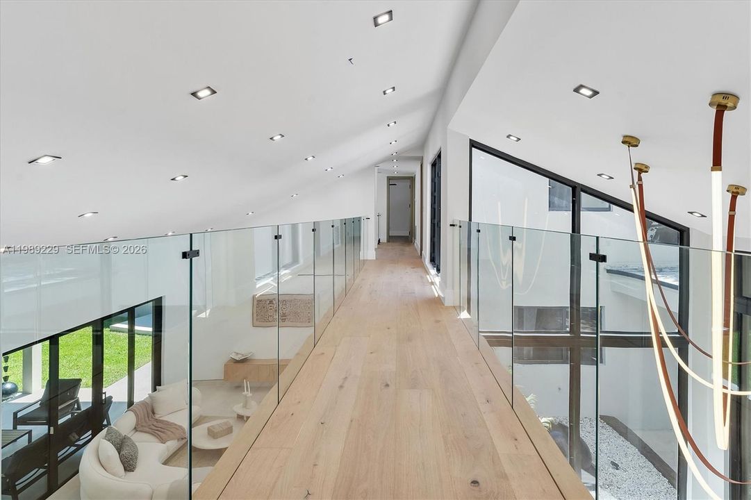 En Venta: $4,950,000 (5 camas, 6 baños, 5357 Pies cuadrados)