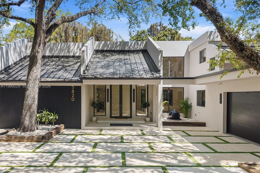 En Venta: $4,950,000 (5 camas, 6 baños, 5357 Pies cuadrados)