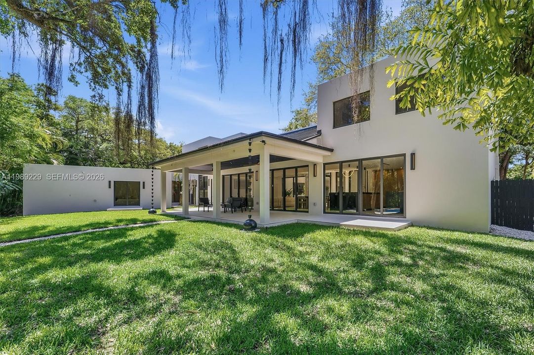 En Venta: $4,950,000 (5 camas, 6 baños, 5357 Pies cuadrados)