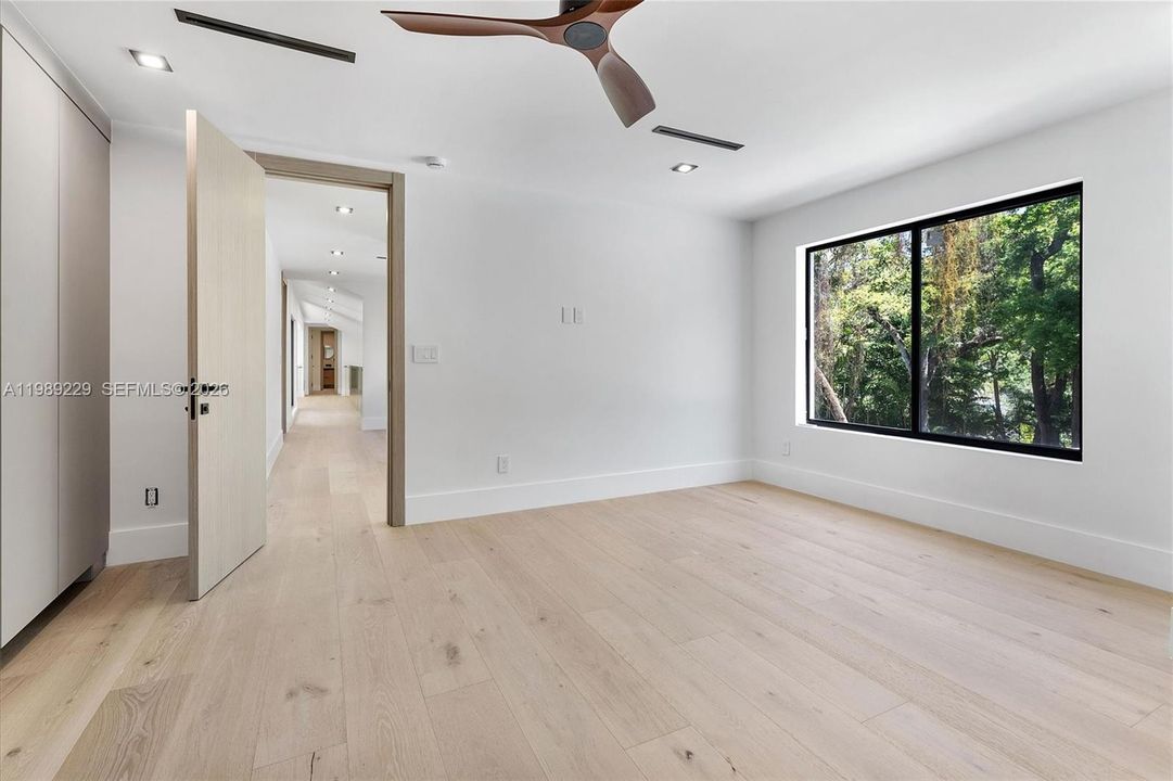 En Venta: $4,950,000 (5 camas, 6 baños, 5357 Pies cuadrados)