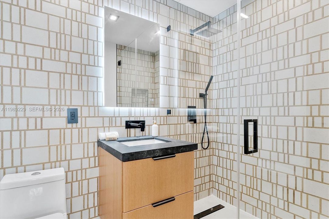 En Venta: $4,950,000 (5 camas, 6 baños, 5357 Pies cuadrados)