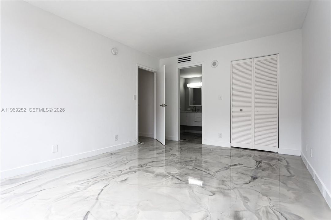 En Venta: $329,500 (1 camas, 1 baños, 767 Pies cuadrados)