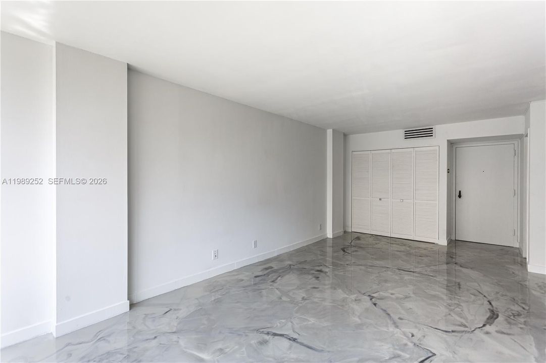 En Venta: $329,500 (1 camas, 1 baños, 767 Pies cuadrados)