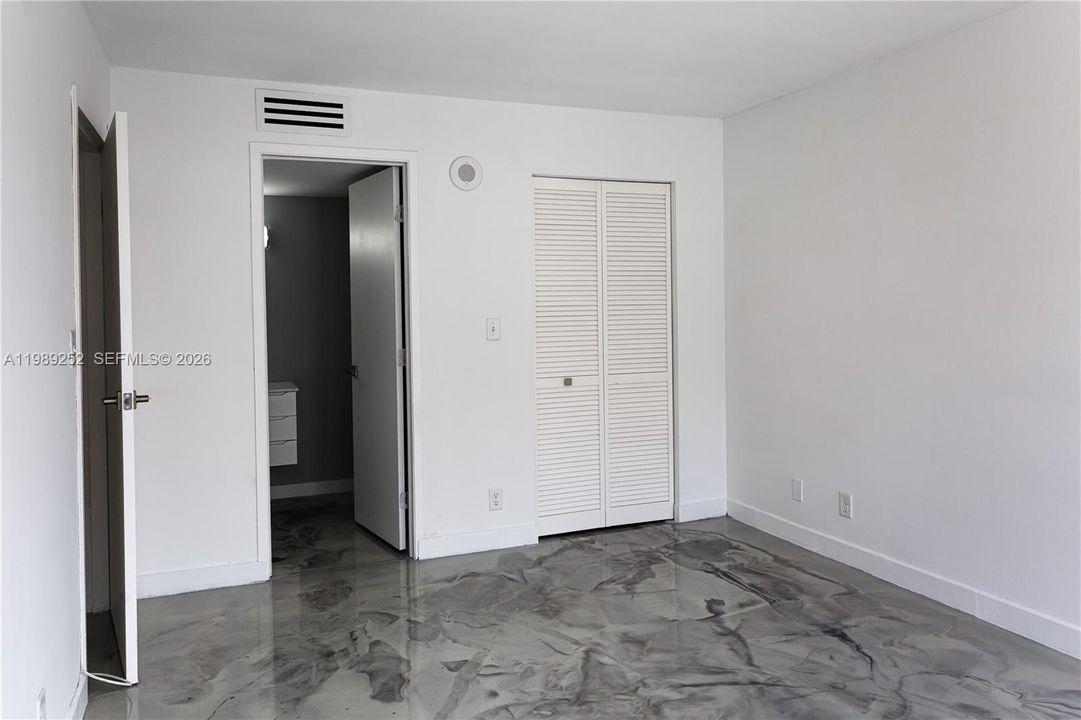 En Venta: $329,500 (1 camas, 1 baños, 767 Pies cuadrados)