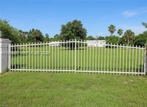 En Venta: $269,000 (3 camas, 2 baños, 0 Pies cuadrados)