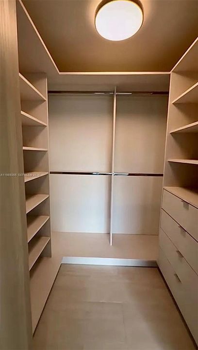 En Venta: $755,000 (1 camas, 1 baños, 836 Pies cuadrados)