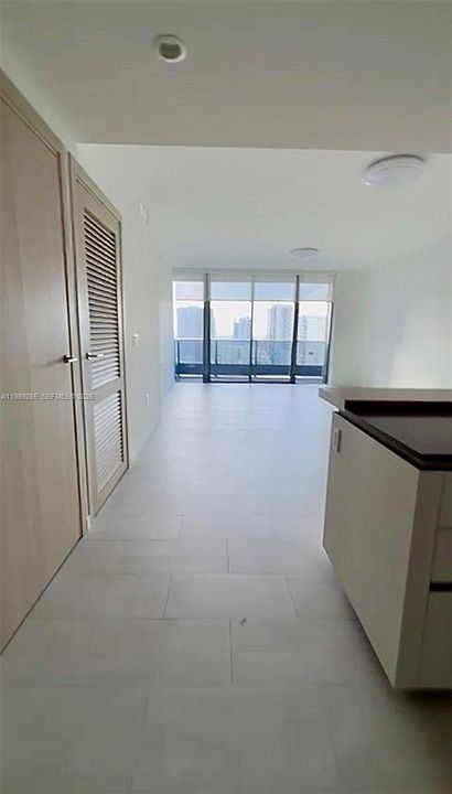En Venta: $755,000 (1 camas, 1 baños, 836 Pies cuadrados)