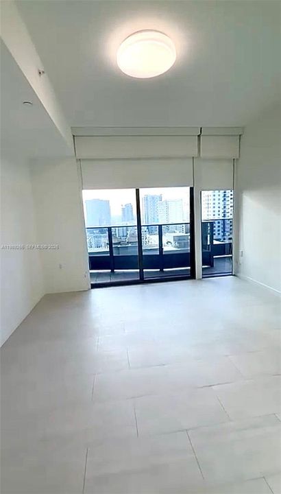 En Venta: $755,000 (1 camas, 1 baños, 836 Pies cuadrados)