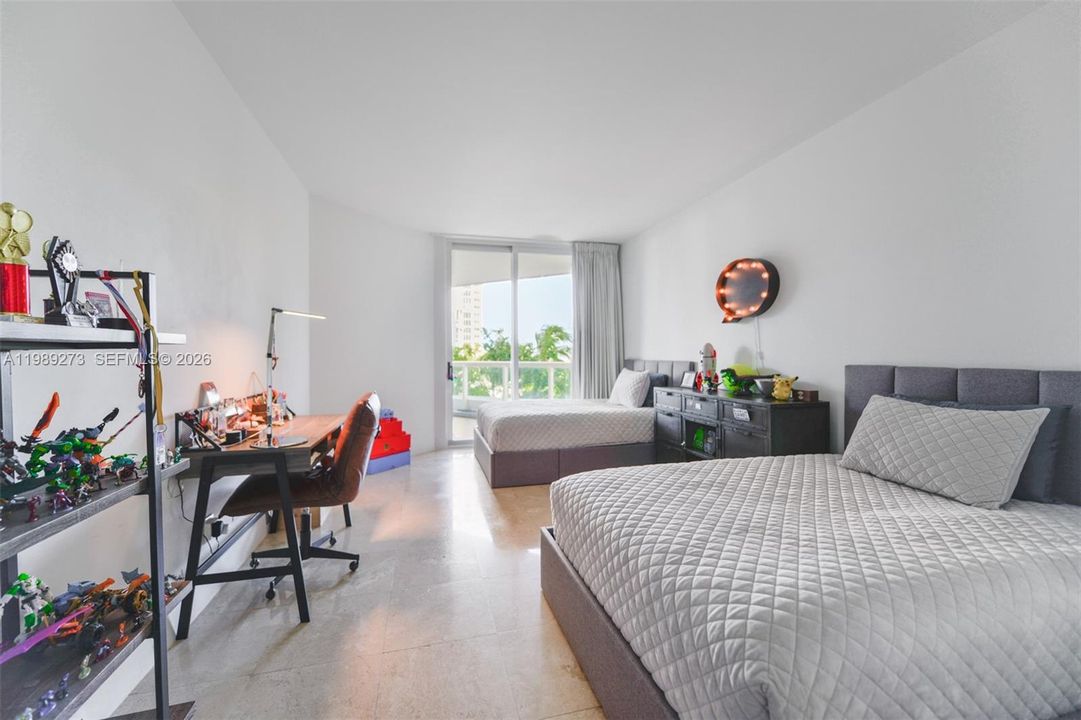 For Sale: $1,158,000 (3 beds, 2 baths, 2720 Square Feet)