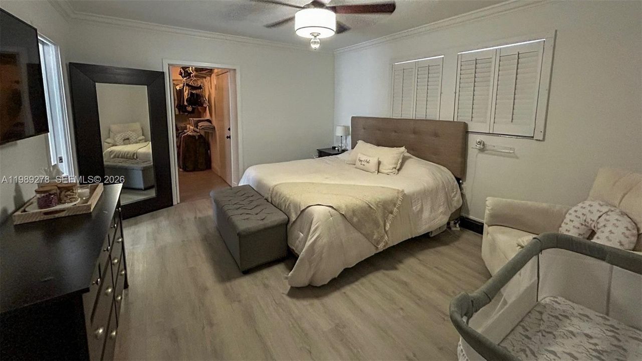 Active With Contract: $980,000 (3 beds, 2 baths, 1504 Square Feet)