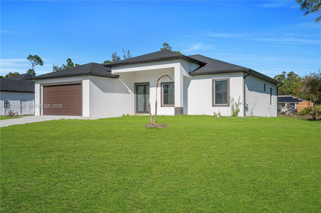 Vendido Recientemente: $374,900 (4 camas, 2 baños, 1719 Pies cuadrados)