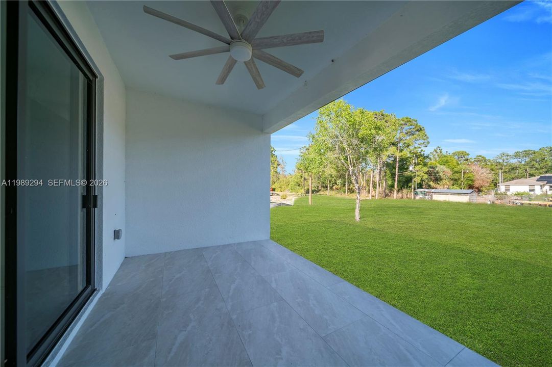 Vendido Recientemente: $374,900 (4 camas, 2 baños, 1719 Pies cuadrados)