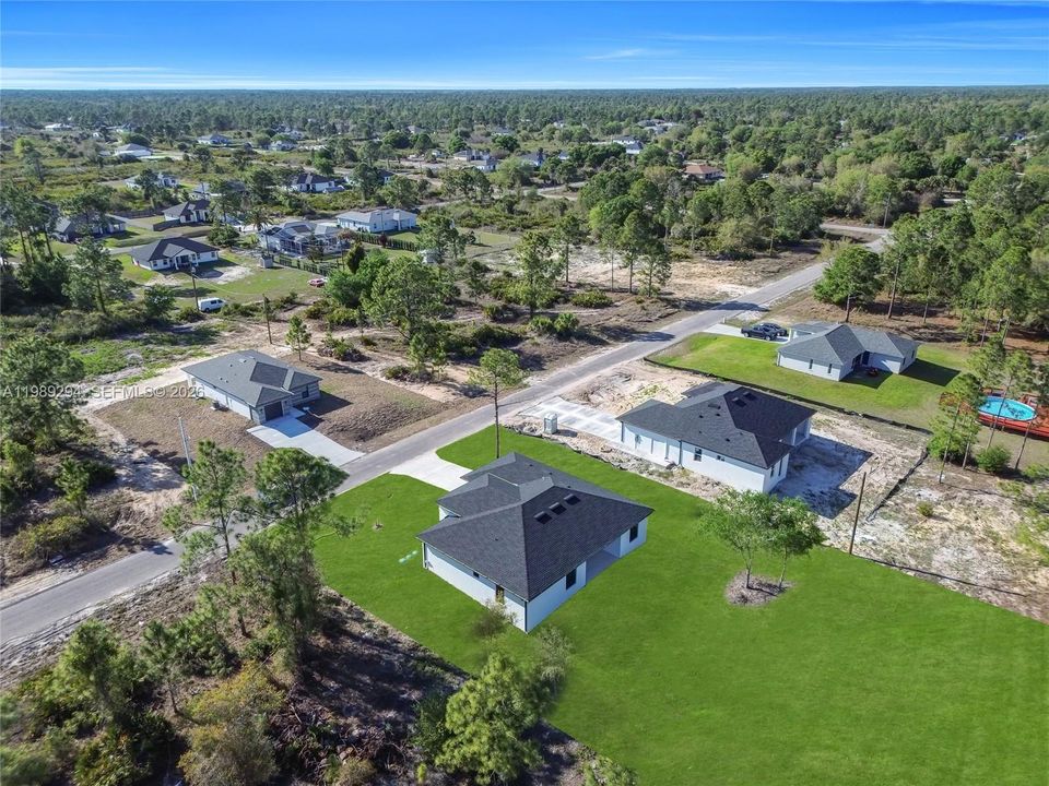 Vendido Recientemente: $374,900 (4 camas, 2 baños, 1719 Pies cuadrados)
