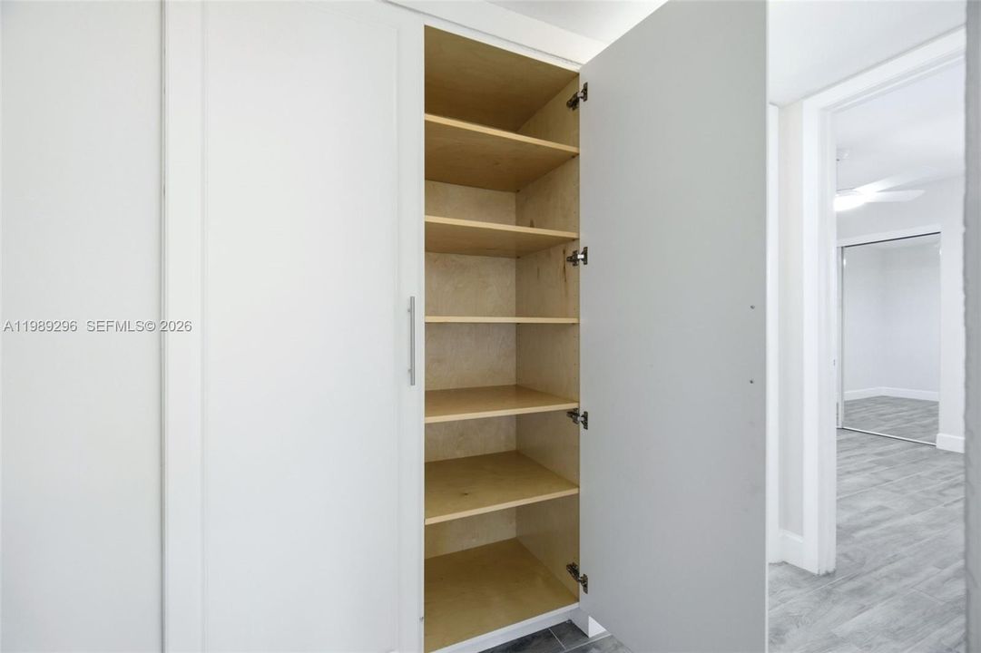 Activo con contrato: $298,000 (3 camas, 2 baños, 1167 Pies cuadrados)