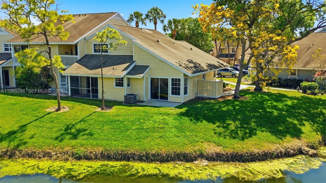 Activo con contrato: $298,000 (3 camas, 2 baños, 1167 Pies cuadrados)
