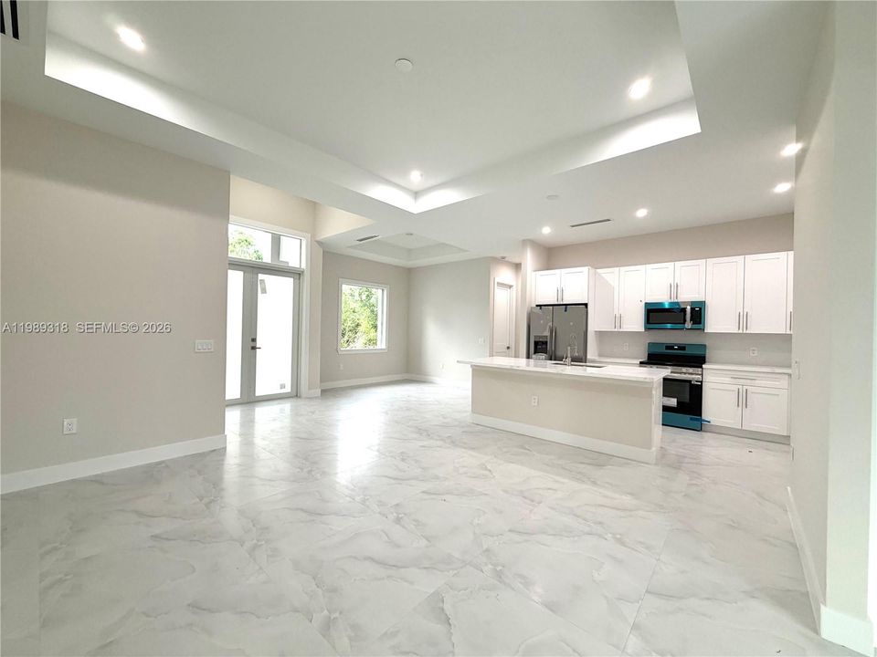Недавно продано: $509,999 (4 спален, 2 ванн, 1616 Квадратных фут)