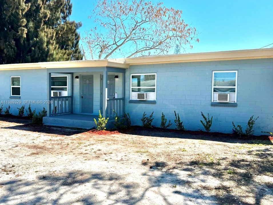 En Renta: $1,499 (2 camas, 1 baños, 1200 Pies cuadrados)