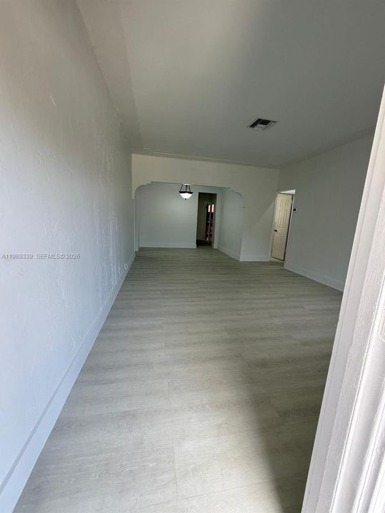 待售: $1,180,000 (0 贝兹, 0 浴室, 2132 平方英尺)