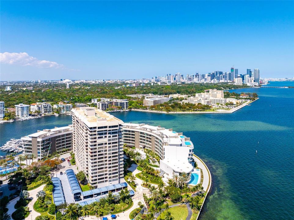 For Sale: $23,500,000 (4 beds, 5 baths, 7027 Square Feet)