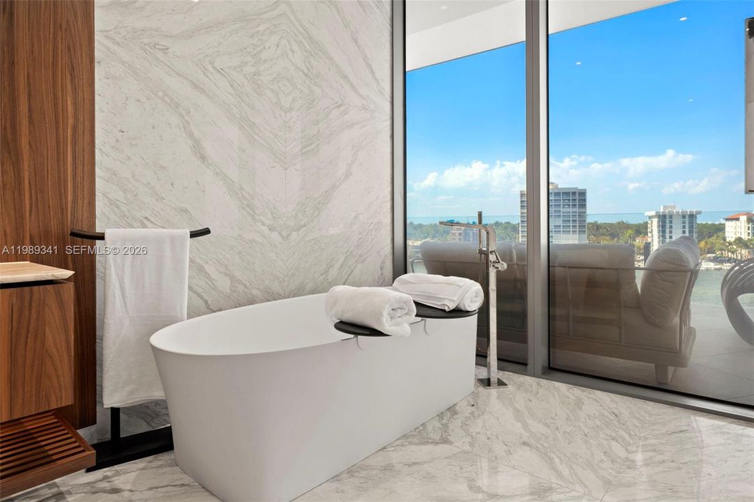 For Sale: $23,500,000 (4 beds, 5 baths, 7027 Square Feet)
