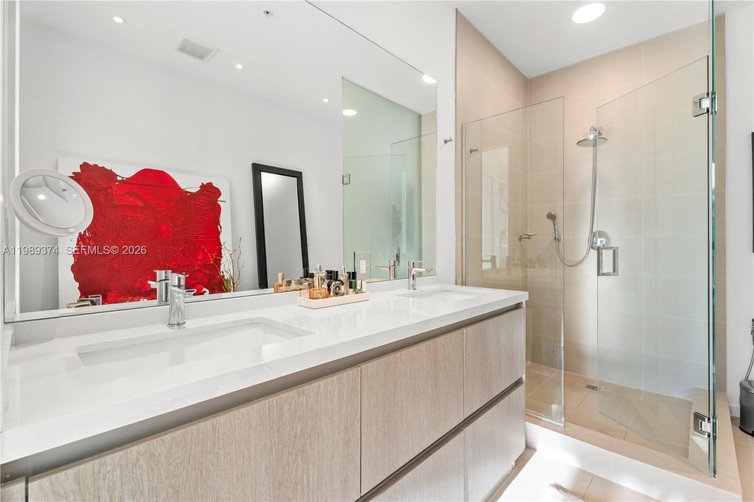 На продажу: $1,150,000 (1 спален, 1 ванн, 852 Квадратных фут)