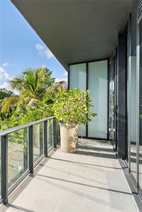 На продажу: $1,150,000 (1 спален, 1 ванн, 852 Квадратных фут)