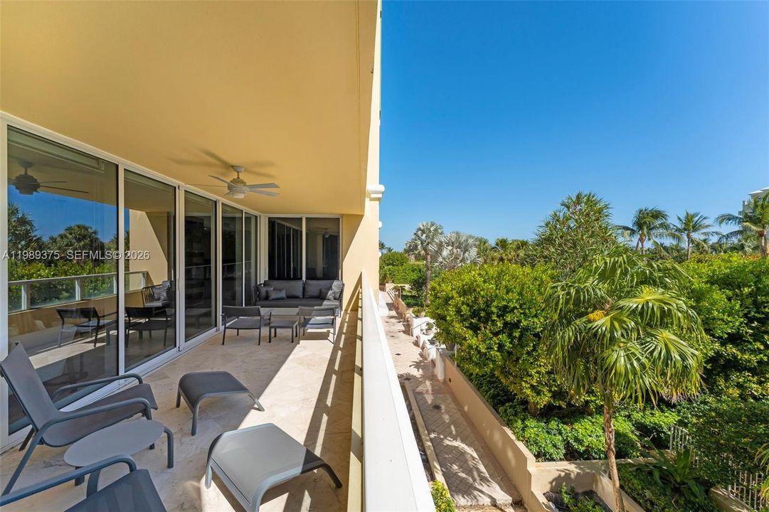 En Venta: $3,400,000 (3 camas, 4 baños, 2840 Pies cuadrados)