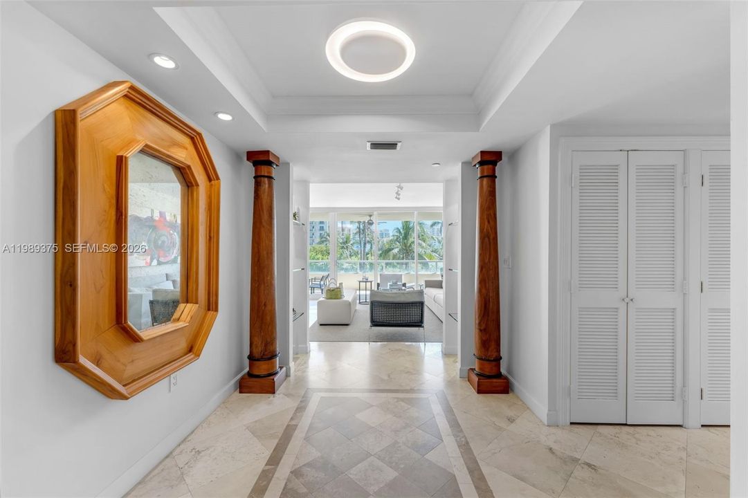 En Venta: $3,400,000 (3 camas, 4 baños, 2840 Pies cuadrados)