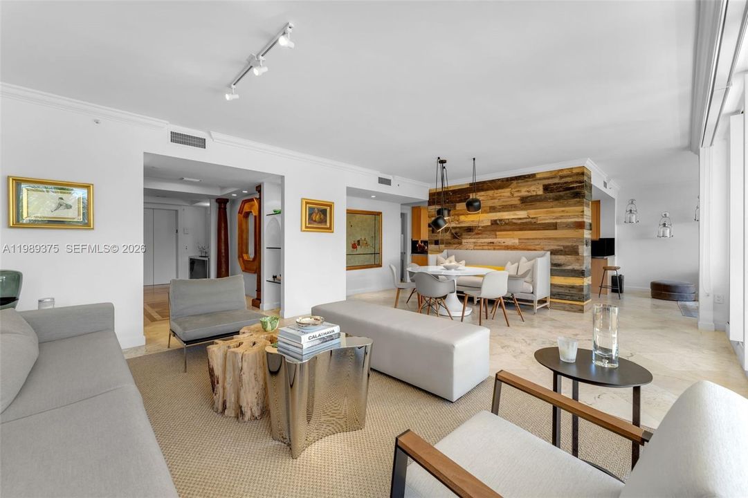 En Venta: $3,400,000 (3 camas, 4 baños, 2840 Pies cuadrados)