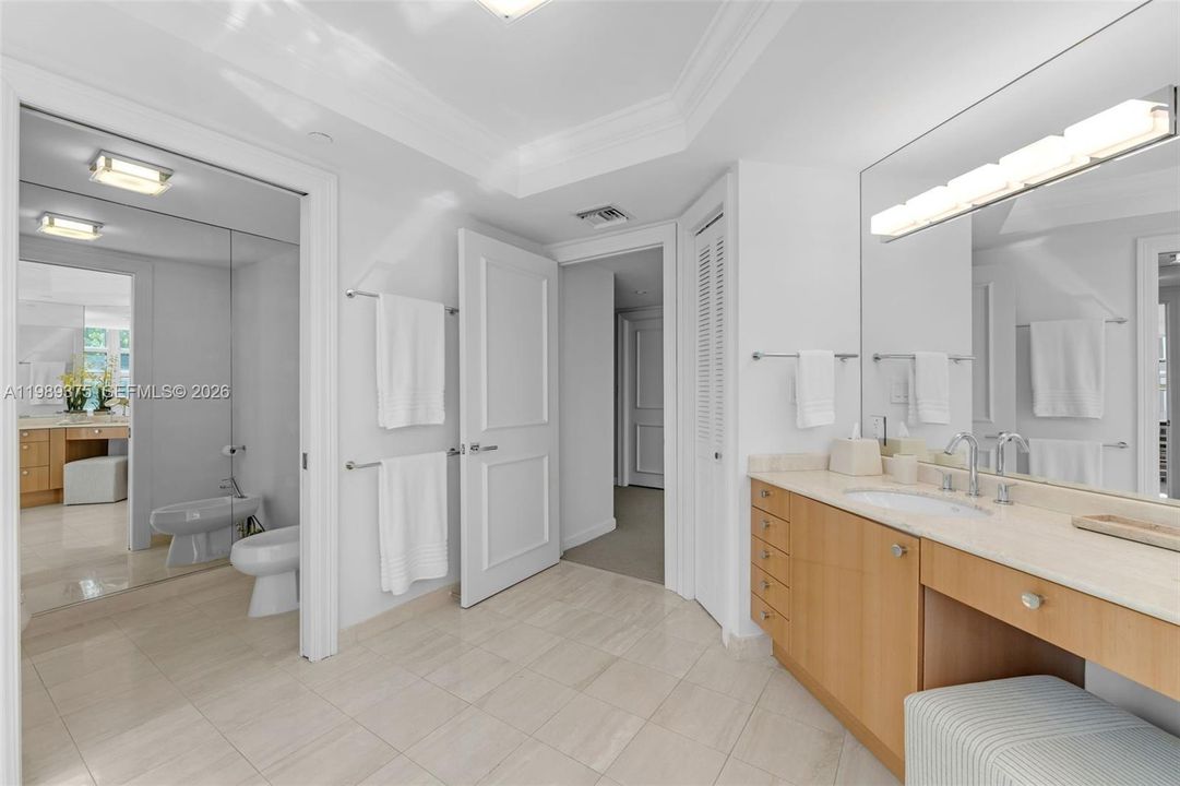 En Venta: $3,400,000 (3 camas, 4 baños, 2840 Pies cuadrados)