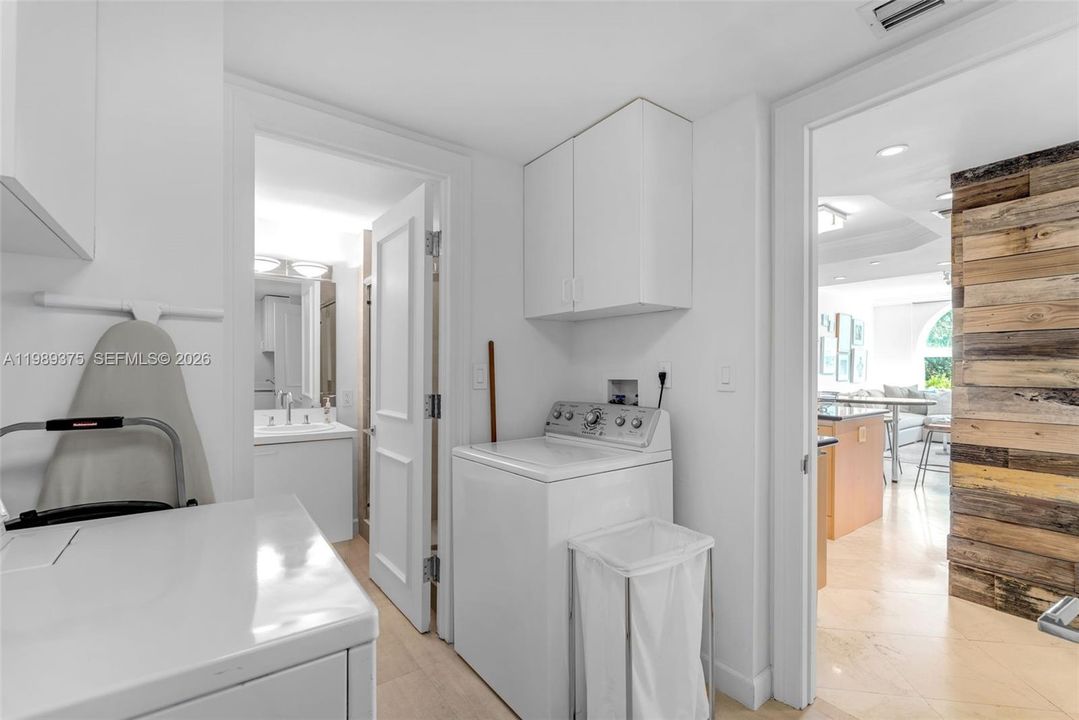 En Venta: $3,400,000 (3 camas, 4 baños, 2840 Pies cuadrados)