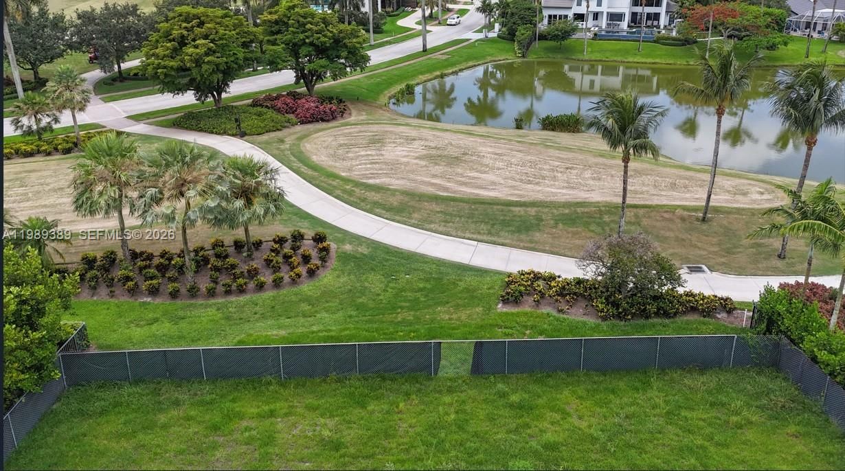 For Sale: $9,999,000 (6 beds, 7 baths, 0 Square Feet)