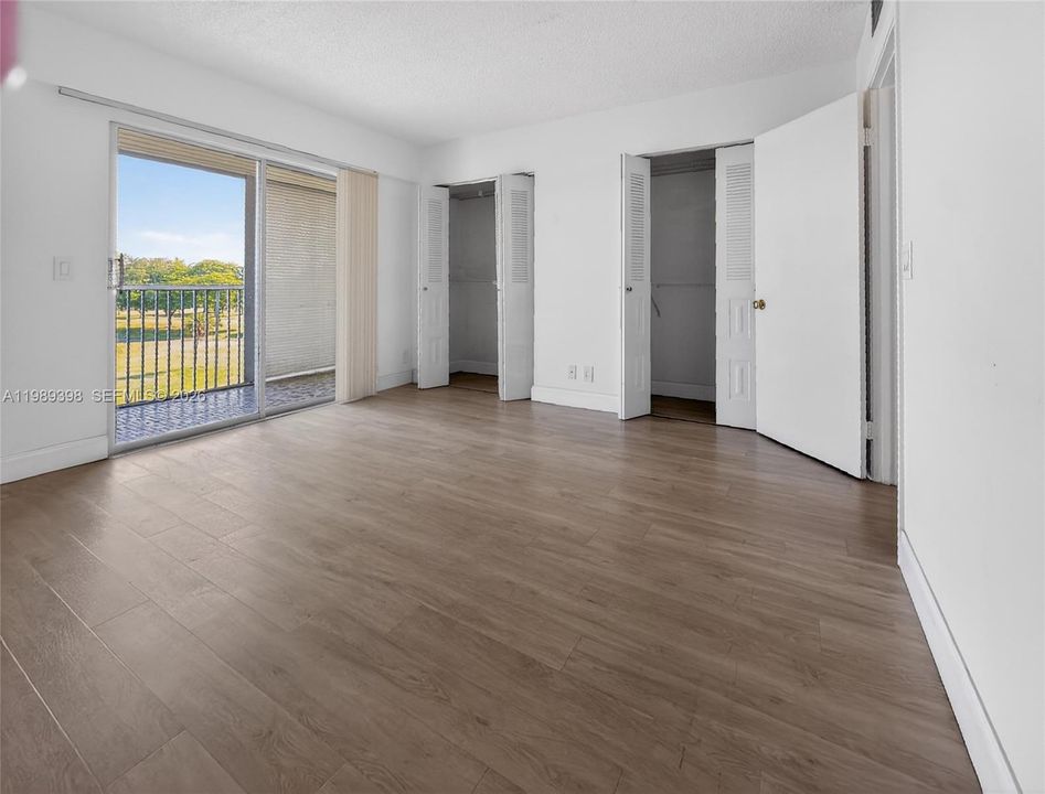 For Sale: $117,000 (1 beds, 1 baths, 685 Square Feet)