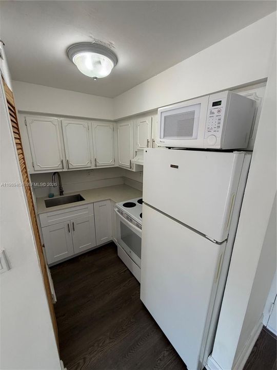 待售: $195,000 (1 贝兹, 1 浴室, 504 平方英尺)