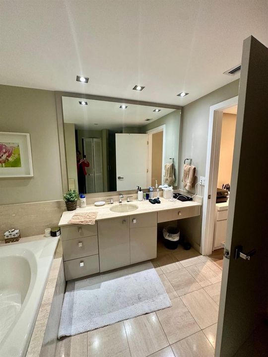PRIMARY BATHROOM BATHTUB