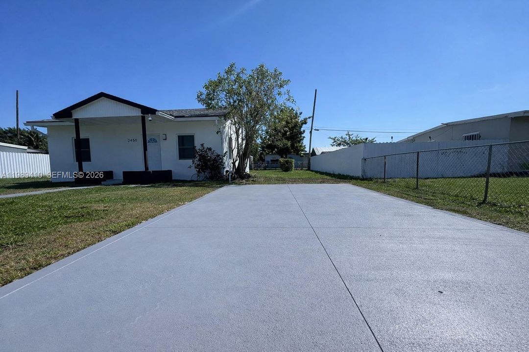 En Venta: $436,000 (2 camas, 1 baños, 720 Pies cuadrados)