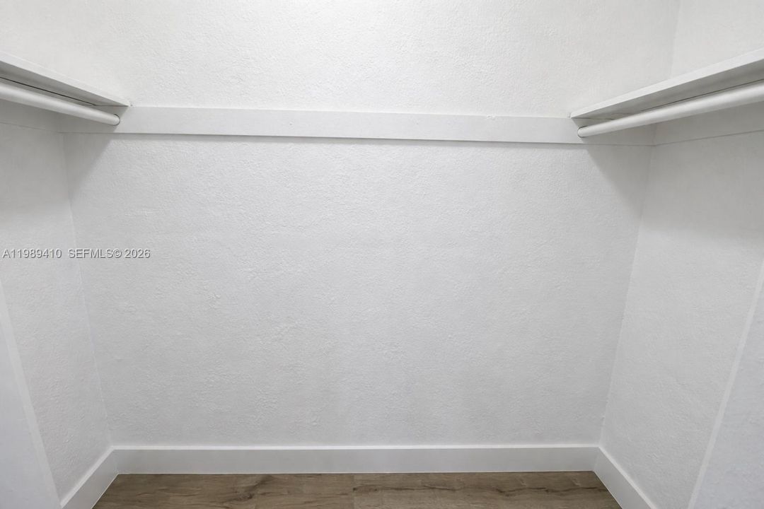 En Venta: $436,000 (2 camas, 1 baños, 720 Pies cuadrados)