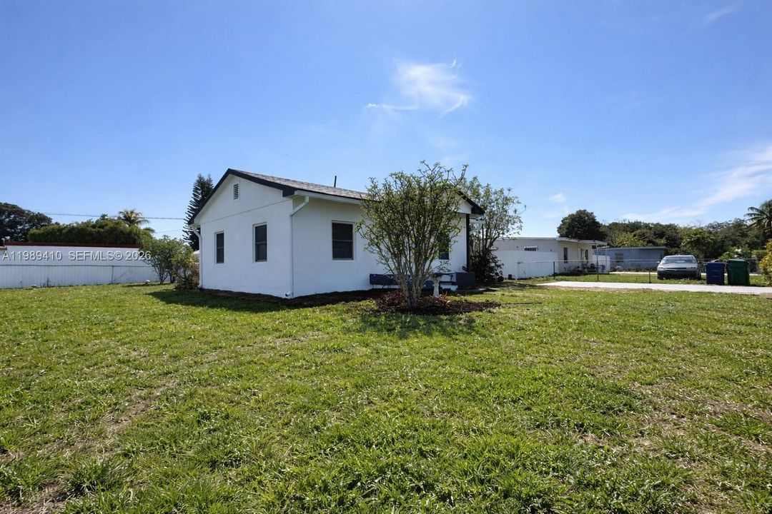 En Venta: $436,000 (2 camas, 1 baños, 720 Pies cuadrados)