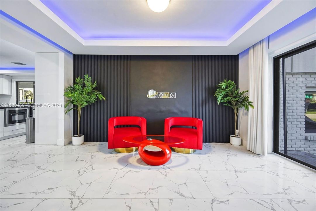 На продажу: $2,350,000 (5 спален, 5 ванн, 6850 Квадратных фут)