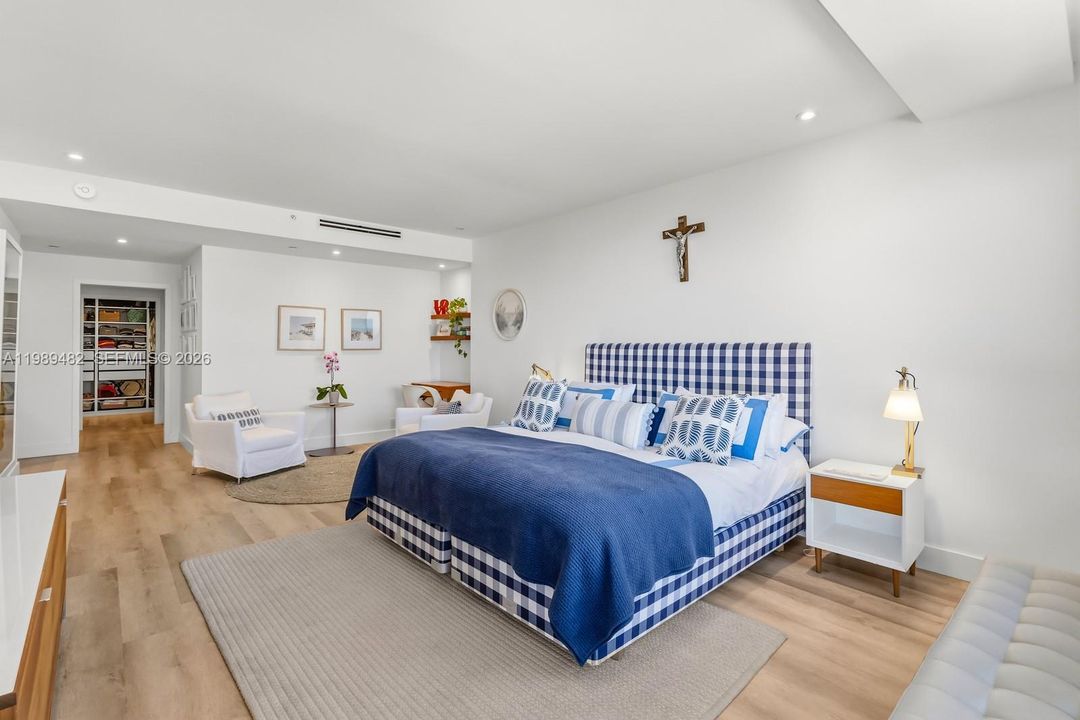 На продажу: $3,400,000 (4 спален, 3 ванн, 3127 Квадратных фут)