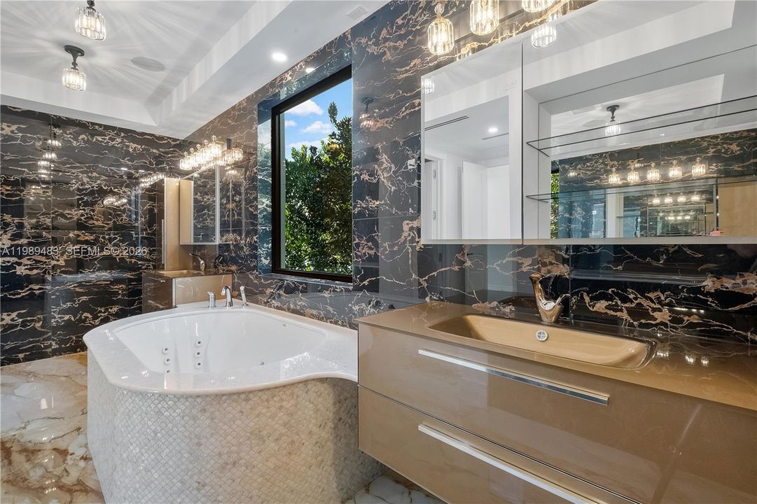En Venta: $16,150,000 (6 camas, 7 baños, 0 Pies cuadrados)